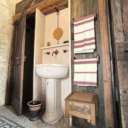 فندق Moyseion - Real-life Experience In The Distant Past (adults Only) 4*