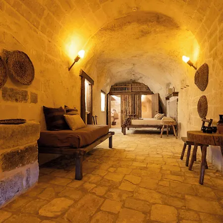 Moyseion - Real-life Experience In The Distant Past (adults Only) 4* ماتيرا